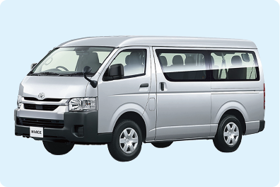 新型のハイエースを利用！